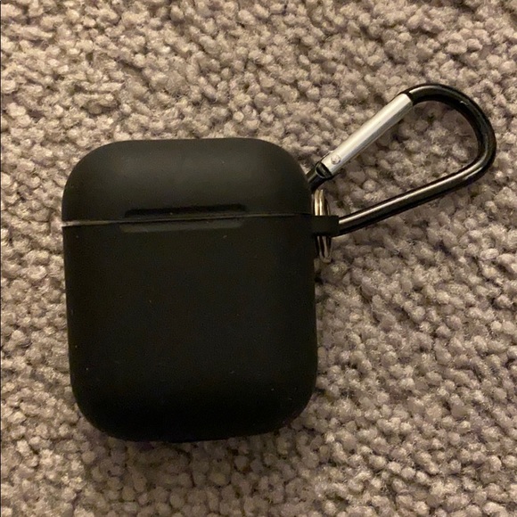 AirPods (1st Generation)